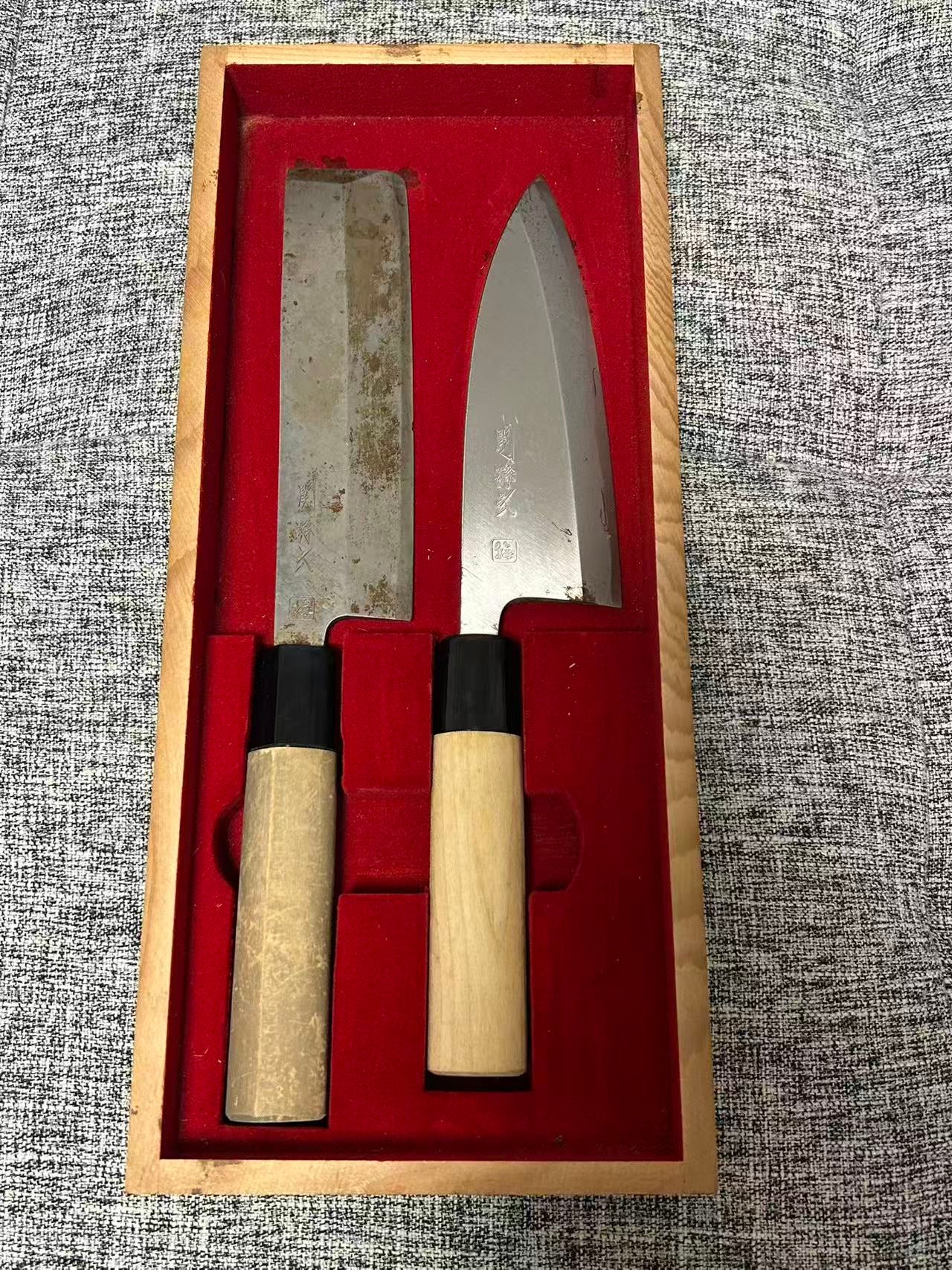 Curated Japanese kitchen knives, Kobe